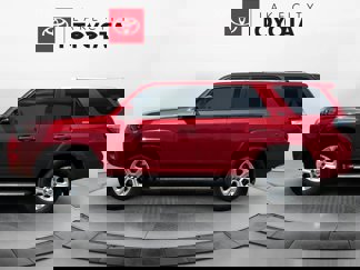 Used 2018 Toyota 4Runner SR5 Premium image 1