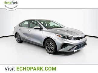 Used 2023 Kia Forte LXS image 1