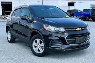 Certified 2022 Chevrolet Trax LS w/ Tint and Cruise Package image 1