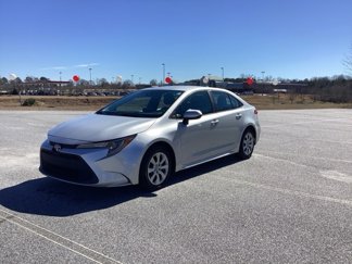 Used 2021 Toyota Corolla LE image 1