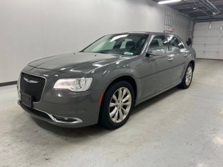 Used 2018 Chrysler 300 Limited image 1