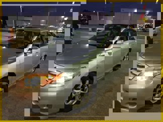 Used 2011 Toyota Camry LE image 1