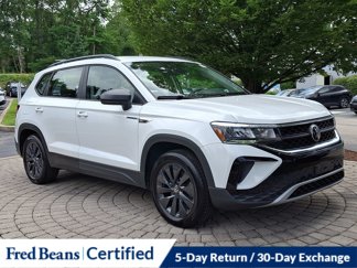 Certified 2022 Volkswagen Taos S image 1