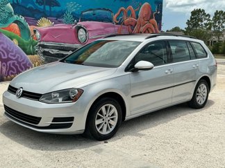 Used 2016 Volkswagen Golf S image 1