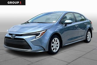 Used 2023 Toyota Corolla LE image 1