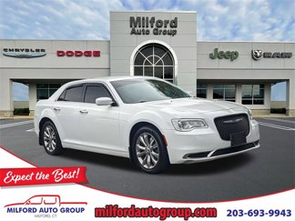 Used 2015 Chrysler 300 Limited image 1