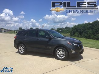 Used 2018 Chevrolet Equinox LS image 1