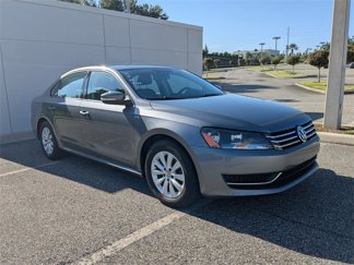 Used 2015 Volkswagen Passat 1.8T image 1