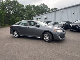 Used 2013 Toyota Camry XLE image 1