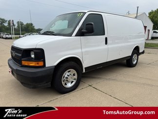 Used 2017 Chevrolet Express 2500 image 1