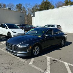 Used 2021 Hyundai Sonata SE w/ Cargo Package image 1