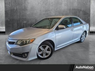 Used 2013 Toyota Camry SE image 1