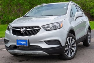 Used 2022 Buick Encore Preferred image 1