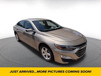Used 2023 Chevrolet Malibu LT w/ Driver Confidence Package image 1