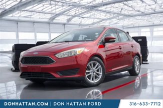 Used 2017 Ford Focus SE image 1