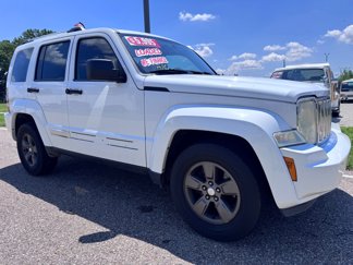 Used 2012 Jeep Liberty Limited image 1