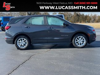 Used 2022 Chevrolet Equinox LS image 1