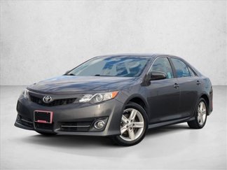 Used 2014 Toyota Camry SE video 1