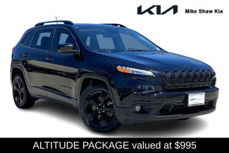 Used 2018 Jeep Cherokee Latitude w/ Altitude Package image 1