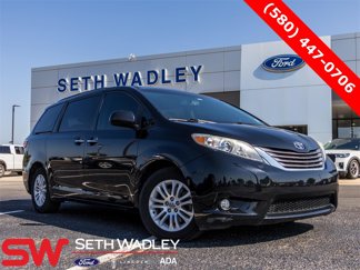 Used 2017 Toyota Sienna XLE image 1