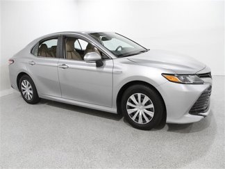 Certified 2020 Toyota Camry LE image 1