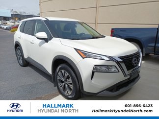 Used 2023 Nissan Rogue SV image 1