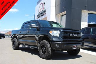 Used 2014 Toyota Tundra Platinum image 1