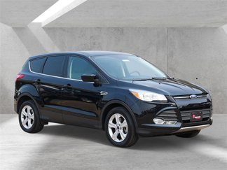 Used 2016 Ford Escape SE image 1