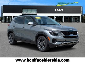 Used 2023 Kia Seltos S image 1