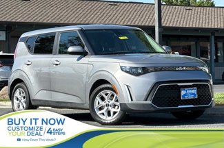 Used 2023 Kia Soul LX w/ Option Group 015 image 1