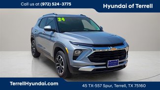 Used 2024 Chevrolet TrailBlazer LT w/ Convenience Package image 1