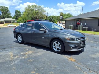 Used 2018 Chevrolet Malibu LS image 1