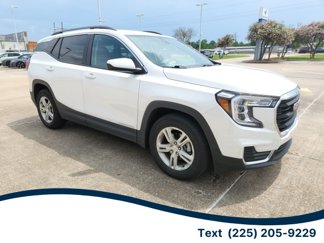 Used 2024 GMC Terrain SLE w/ Driver Convenience Package image 1