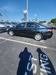 Used 2015 Toyota Camry LE image 1