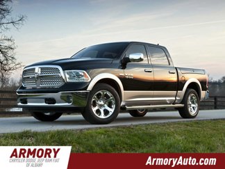 Used 2017 RAM 1500 Classic SLT image 1