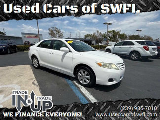 Used 2011 Toyota Camry LE image 1