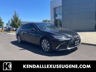 Used 2019 Lexus ES 300h w/ Luxury Package image 1