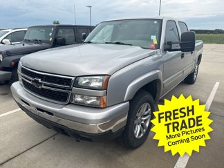 Used 2006 Chevrolet Silverado 1500 LT w/ Light Duty Power Package image 1