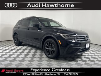 Used 2024 Volkswagen Tiguan SE w/ Panoramic Sunroof Package video 1