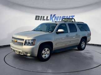 Used 2014 Chevrolet Suburban LT image 1
