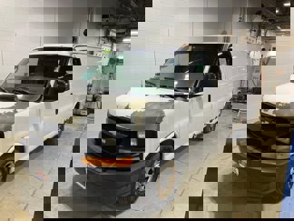 Used 2004 Chevrolet Express 1500 image 1