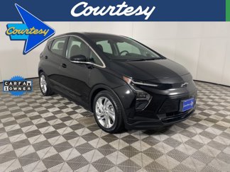 Used 2023 Chevrolet Bolt LT image 1