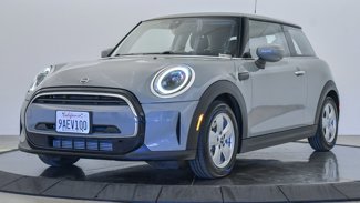 Certified 2022 MINI Cooper 2-Door Hardtop image 1