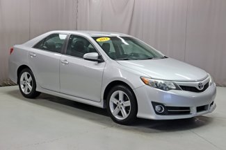 Used 2013 Toyota Camry SE image 1