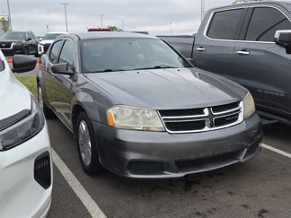 Used 2013 Dodge Avenger SE image 1