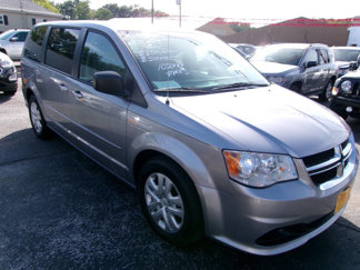 Used 2016 Dodge Grand Caravan SE w/ Quick Order Package 29E SE image 1