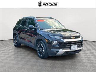 Used 2023 Chevrolet TrailBlazer LT w/ Convenience Package image 1