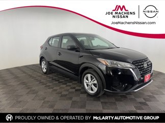 New 2025 Nissan Kicks Play S image 1