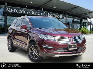 Used 2017 Lincoln MKC Reserve image 1