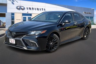 Used 2023 Toyota Camry SE image 1